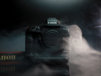 Cận cảnh Canon EOS 1DX Mark III - “Quái vật” của giới DSLR