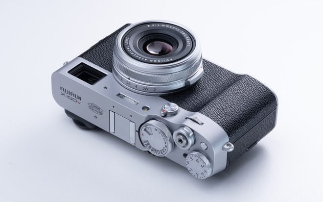 Fujifilm ra mắt máy ảnh X100V: màn hình lật được 2 chiều, ống kính nâng cấp và chống nước tùy chọn - Ảnh 3.