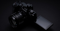 Fujifilm công bố máy ảnh X-S10: Nhỏ nhắn, vừa túi tiền, đủ tính năng