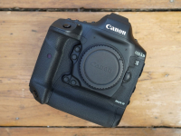Canon EOS 1D X Mark III ra mắt: quay 4K60fps, ảnh 10-bit HEIF, giá dự kiến 6.000 USD