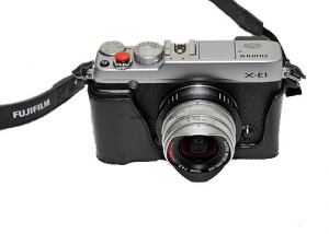 Half-case cho máy ảnh Fujifilm XE Series - Chính hãng