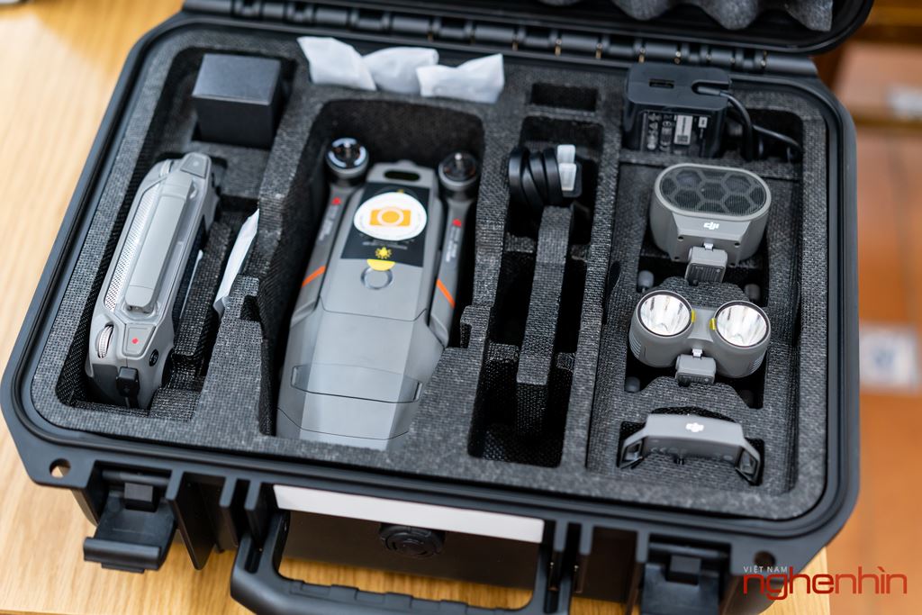 Trên tay DJI Mavic 2 Enterprise đầu tiên tại Việt Nam: Drone quay phim kiêm giám sát ảnh 2