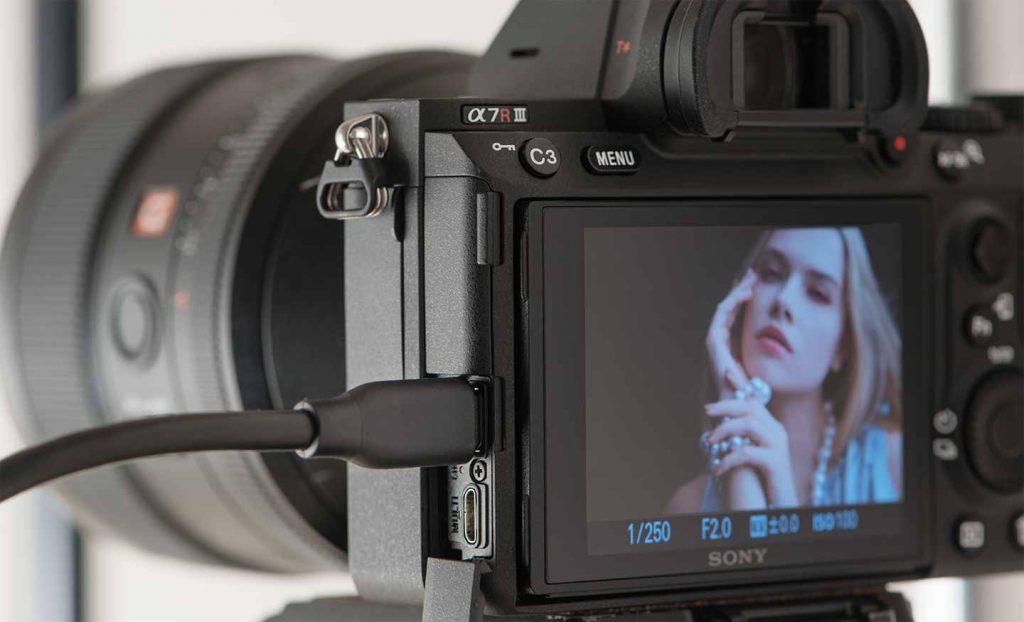 sony-a7r-iii-voi-a9-va-a7r-ii-zshop-18