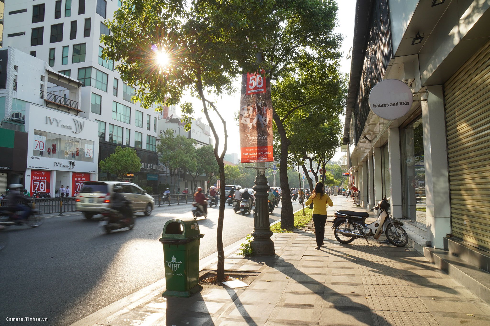 Đang tải DSC00550.jpg&hellip;