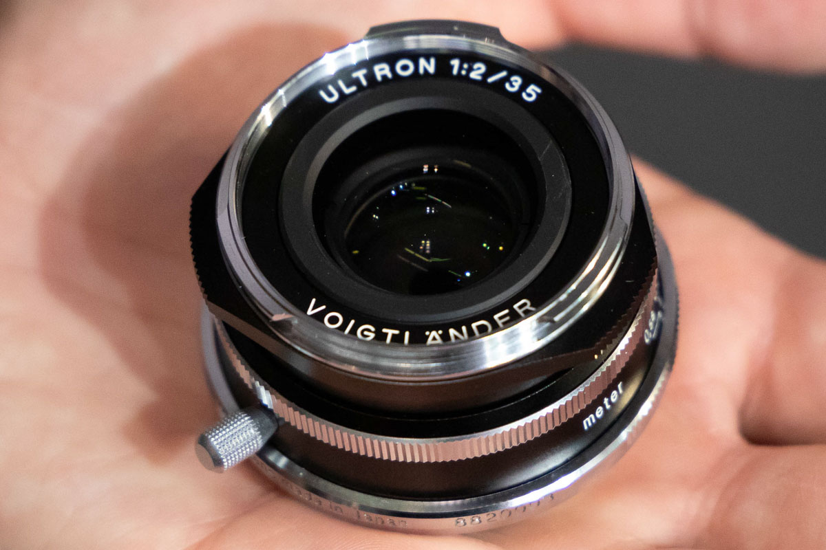 Đang tải Voigtländer-Ultron-35mm-f2-lens-for-Leica-M-mount.jpg…