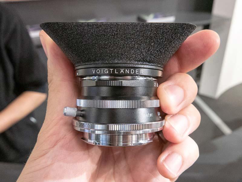 Đang tải Voigtländer-Ultron-35mm-f2-lens-for-Leica-M-mount4.jpg…