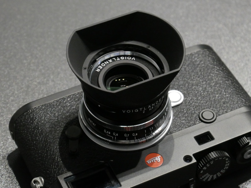 Đang tải Voigtländer-Ultron-35mm-f2-Aspherical-VM-lens2.jpg…